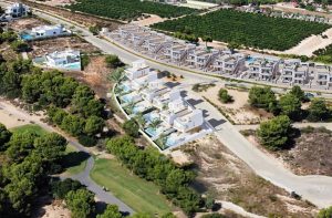 Superbe Villa Neuve T4 en première ligne Golf Lo Romero