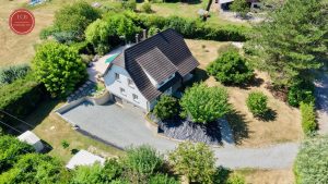 Maison Elbach 6 pièce(s) 165 m2